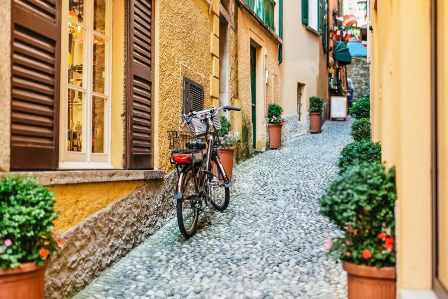 From Milan: Lake Como & Bellagio DayTour with Private Cruise - Varenna offers a quieter hour