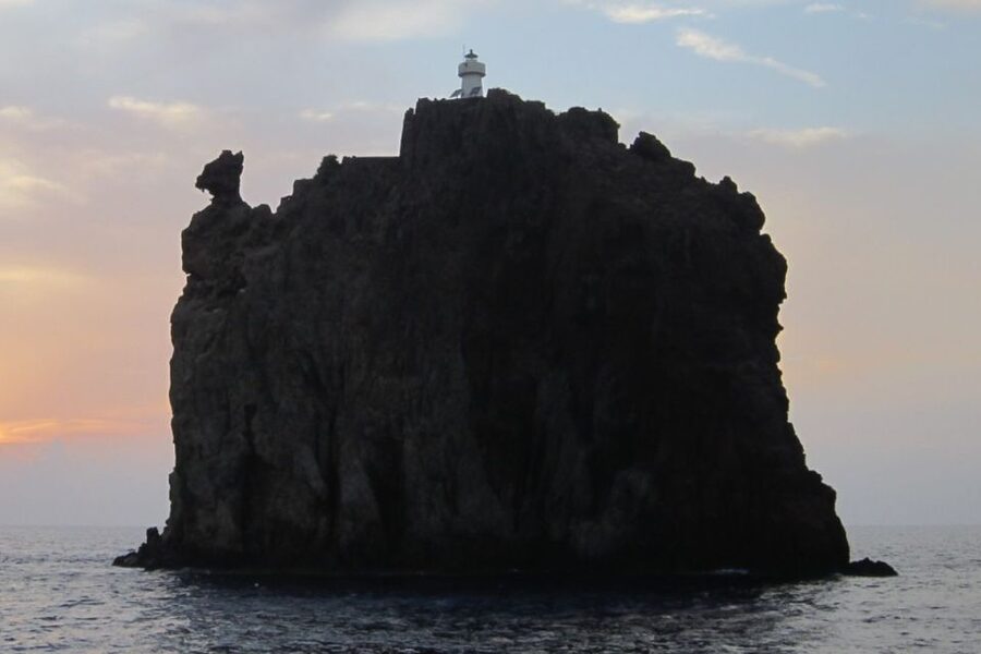 From Milazzo: Panarea and Stromboli Boat Trip by Night - Is $89 Good Value?
