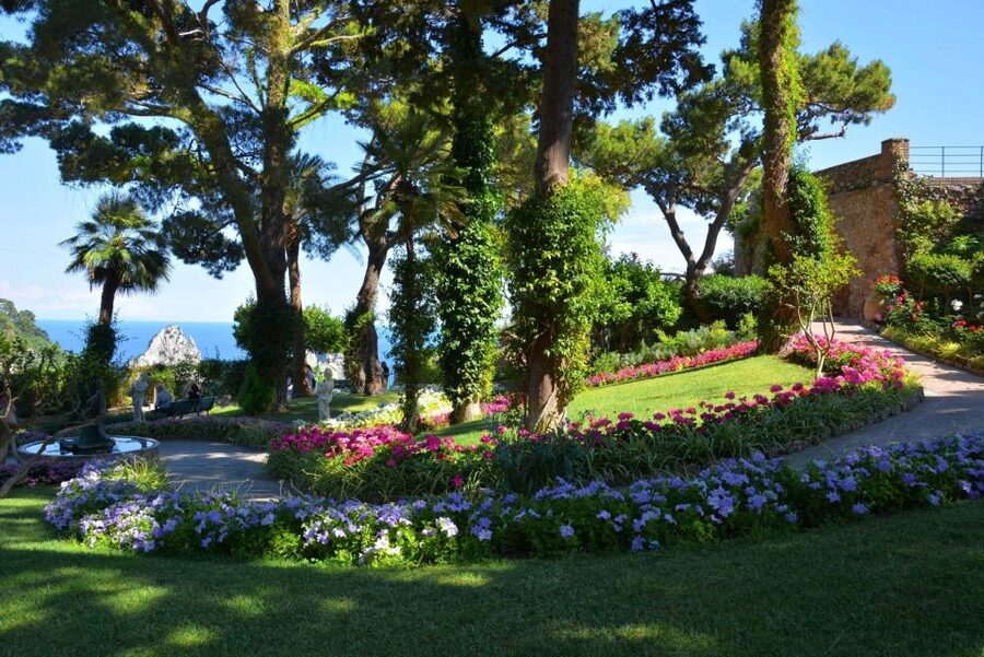 From Naples: Capri and Blue Grotto Day Tour - Meeting your guide at Molo Beverello