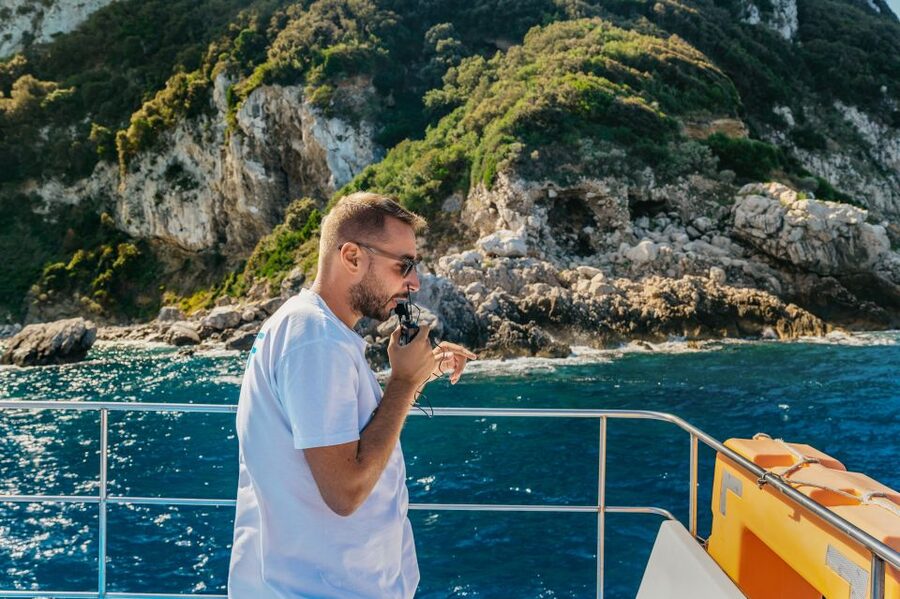 From Naples: Gulf of Naples & Capri Sightseeing Boat Tour - Four hours to make your own Capri plan