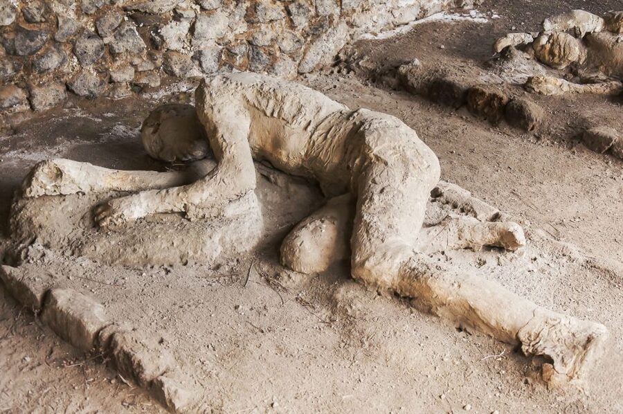 From Naples: Pompeii & Amalfi Coast Full-Day Trip with Lunch - What the guides and drivers add