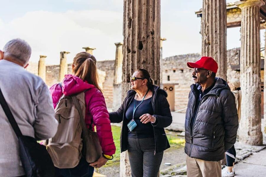 From Naples: Pompeii & Amalfi Coast Full-Day Trip with Lunch - Pickup in Naples and the ride south
