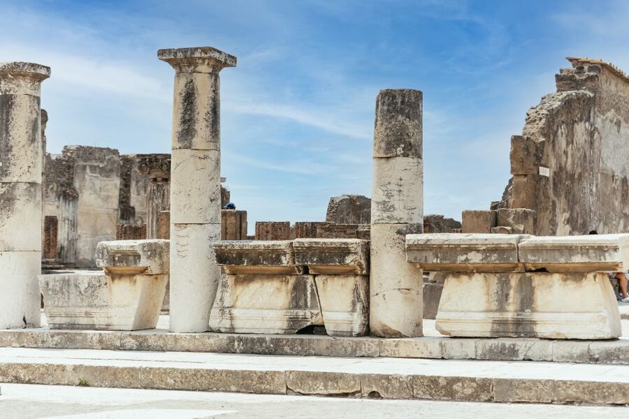 From Naples: Pompeii Ruins & Mount Vesuvius Day Tour - Why this day trip works well from Naples