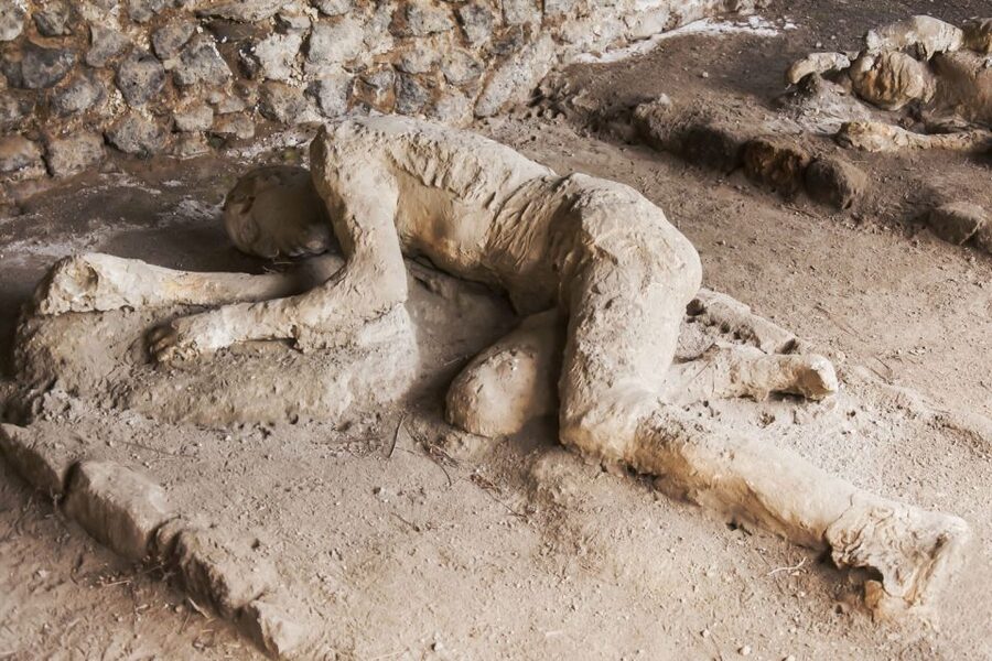 From Naples: Pompeii Skip-the-Line Entry Ticket and Tour - Key points to know before booking