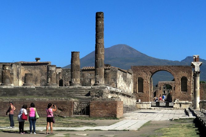 From Naples: Skip the Line Pompeii Guided Tour – Small Group - Why Pompeii deserves your half-day