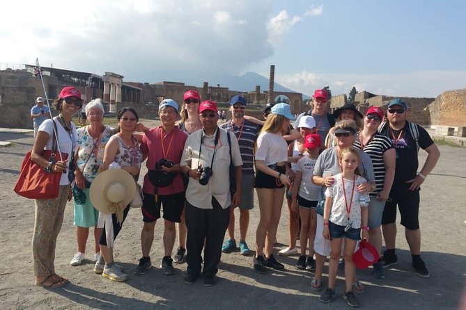 From Naples: Skip the Line Pompeii Guided Tour – Small Group - Live guide or audioguide?