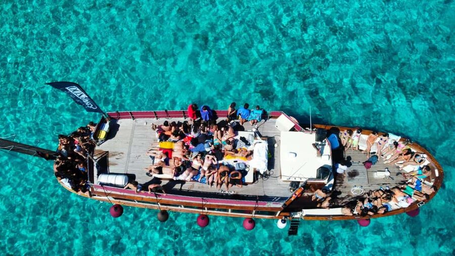 From Palau/La Maddal: Boat Tour of La Maddalena Archipelago - Why this La Maddalena tour works so well