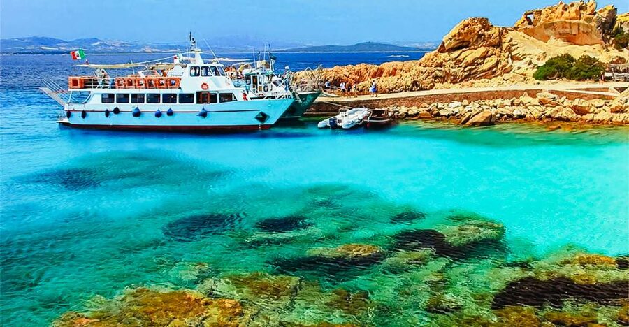 From Palau: La Maddalena Archipelago Day Tour by Boat - Boarding at Palau: arrive early and plan for a wait