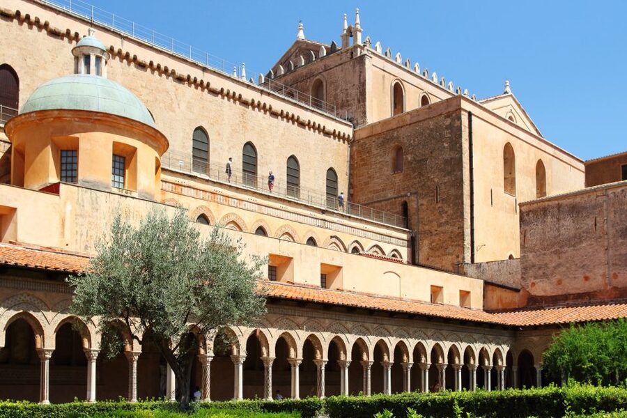 From Palermo: Monreale and Cefalù Half-Day Trip - Drivers, hosts, and the level of help