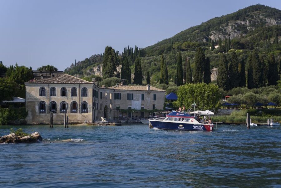From Peschiera: Garda East Coast Cruise to Sirmione - Leaving Peschiera from the northwestern dock