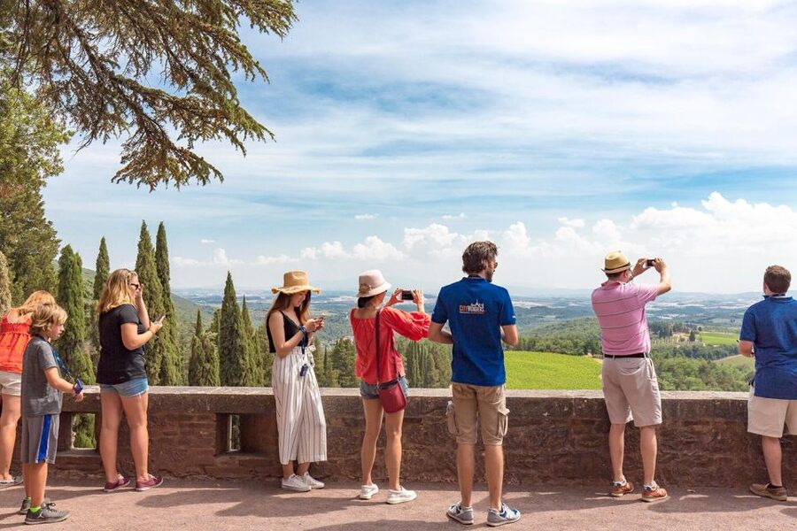 From Rome: Bagnoregio & Orvieto Day Trip with Wines & Lunch - Crossing Into Civita di Bagnoregio