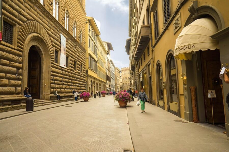 From Rome: Discover Florence & Pisa in a Full-Day Trip - Is the Florence audio guide worth adding?