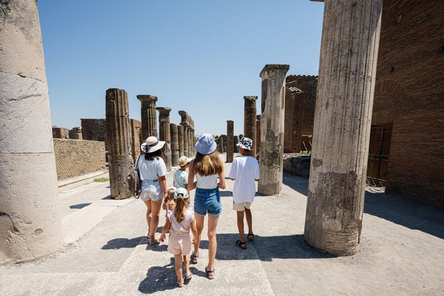 From Rome: Pompeii, Amalfi Coast, and Sorrento Day Trip - Why this Rome day trip works