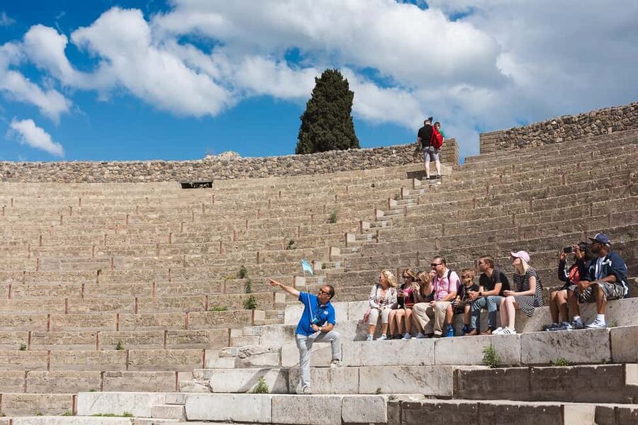 From Rome: Pompeii, Amalfi Coast, and Sorrento Day Trip - Meeting in Piazza del Popolo before sunrise