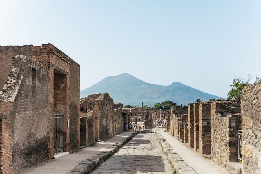 From Rome: Pompeii Day Trip with Optional Vesuvius and Lunch - Why Pompeii is worth the long ride from Rome