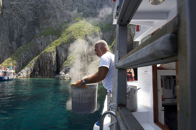 From Rome: Ponza Island Day Trip with Boat Excursion - Five hours on a boat around Ponza