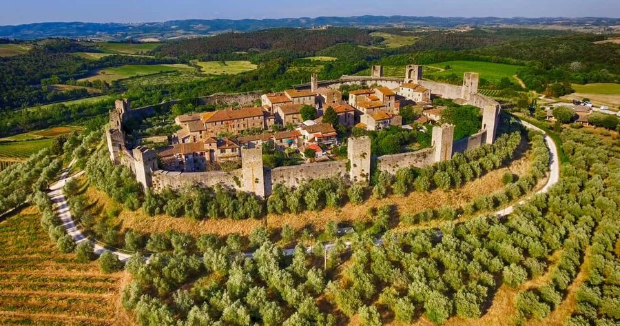 From Siena: Chianti and Castles Tour with Wine Tastings - Who should book this Chianti trip?