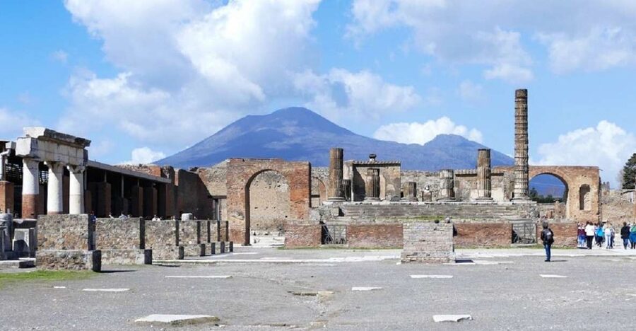 From Sorrento: Day Tour to Pompeii Ruins and Mount Vesuvius - Why this Sorrento day trip makes sense