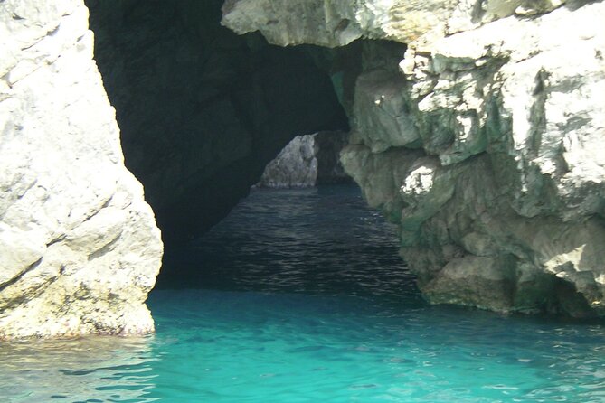 From Sorrento/Nerano:Capri Shared Tour (9:15am Boat Departure) - Key points at a glance