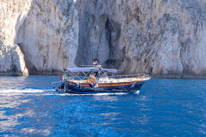 From Sorrento: Positano & Amalfi Coast Small-Group Boat Day Tour - Food, Drinks, and Onboard Comfort