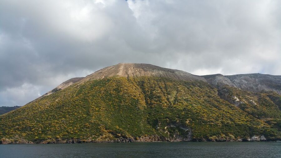From Taormina: Lipari and Vulcano Mini Cruise Aeolian Tour - Key things to know before booking