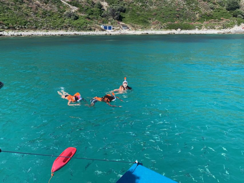 From Tropea: Capo Vaticano boat tour with snorkel & aperitif - Grotticelle Bay: the best water stop
