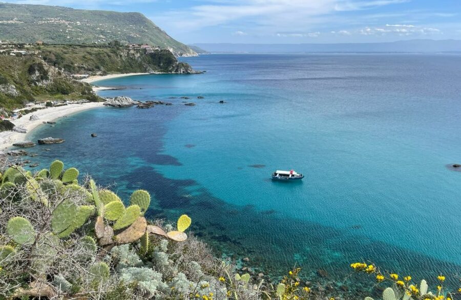 From Tropea: Capo Vaticano boat tour with snorkel & aperitif - The second swim at Tropea Beach