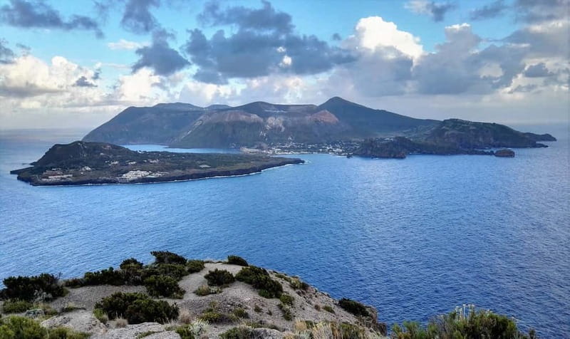 From Tropea: Vulcano, Lipari, Sciara Guided Day Tour - Why this island-hopping day works