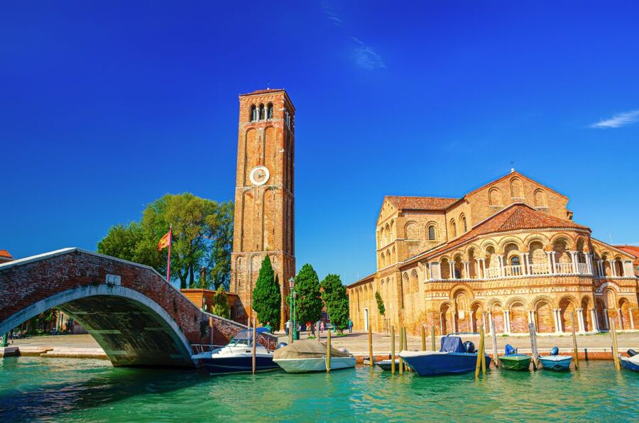From Venice: Murano & Burano Guided Tour by Private Boat - What the $61.49 price includes
