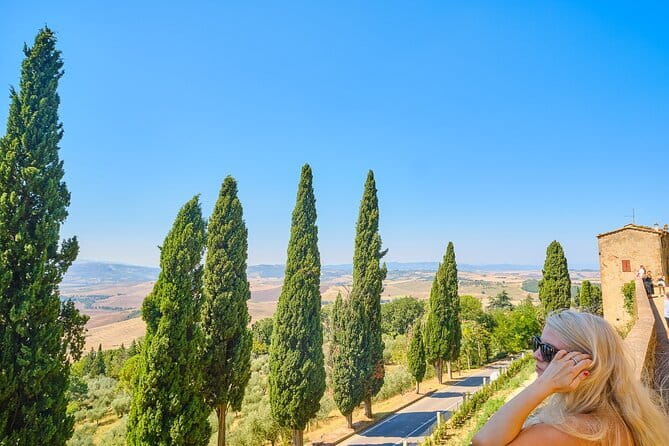 Full Day Tour to Val d'Orcia and Gladiator's Fields with Wines - Pienza, the planned Renaissance town