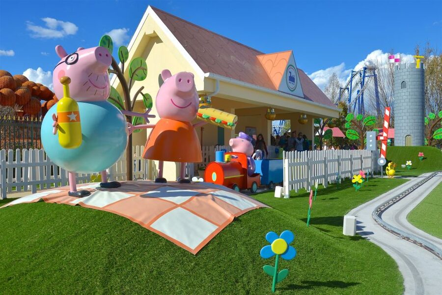 Gardaland Park: Open Date Entry Ticket - Food, drinks, and souvenirs inside the park