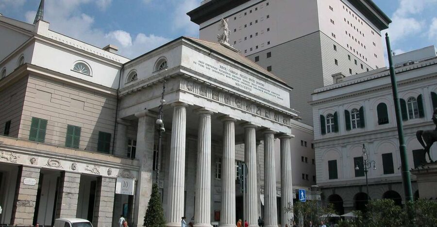 Genoa: 2-Hour Guided Walking Tour of the Historical Center - Finding meaning in the Caruggi