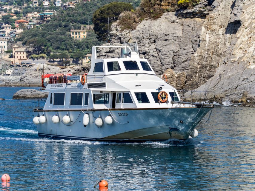 Genoa: Full-Day Tour to Camogli, San Fruttuoso & Portofino - San Fruttuoso: The prettiest pause, with limited space