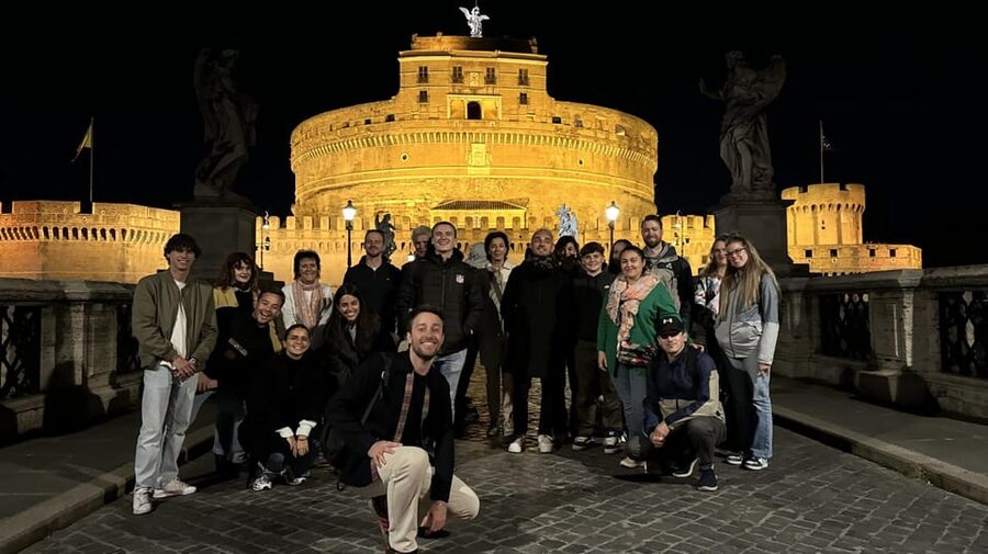 Ghosts, Legends & Mysteries of Rome Tip-Based Walking Tour - Secret stops and Rome’s uncomfortable past