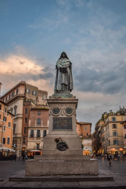 Ghosts, Legends & Mysteries of Rome Tip-Based Walking Tour - The Fountain of the Mask and Rome’s street-level stories