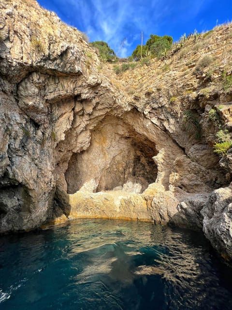 Giardini Naxos: Taormina & Isola Cruise Bella with Aperitif - The Blue Grotto and other coastal sights