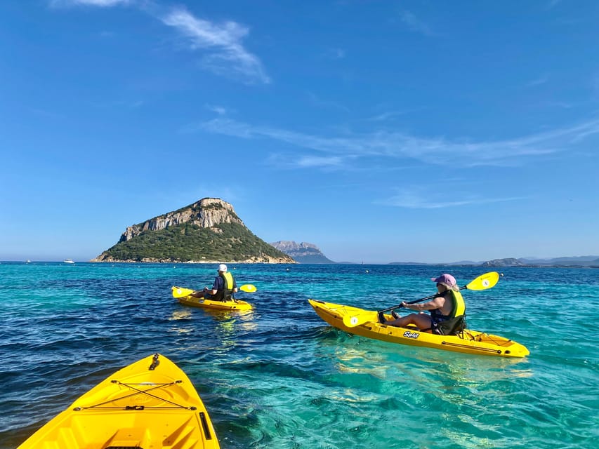 Golfo Aranci: Small group Kayak tour with Aperitif &dolphins - Philipp’s guiding style