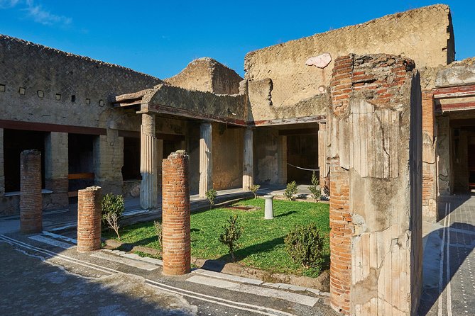 Guided Day Tour of Pompeii and Herculaneum with Light Lunch - Herculaneum, the smaller site with remarkable detail