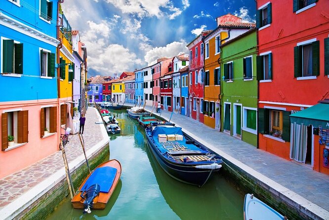 Half Day Murano and Burano Island Tour by Private Boat - The boat ride to Murano