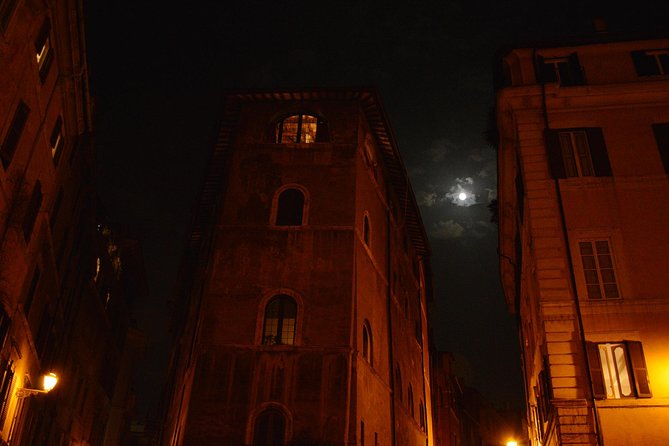 Haunted Rome Ghost Tour - The Original - How the guides shape the evening