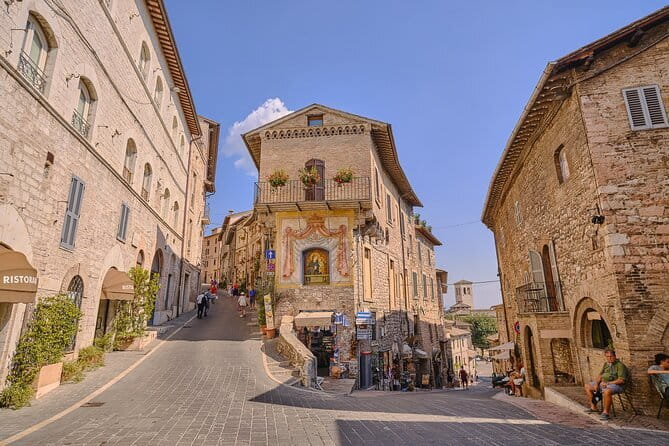 Heart of Italy Day Trip: Visit Perugia and Assisi from Florence - Is this really a Perugia and Assisi tour?