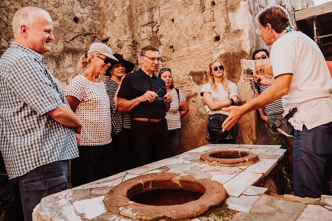 Herculaneum Small Group Tour and Ticket With an Archaeologist - Meeting at the ruins in Ercolano