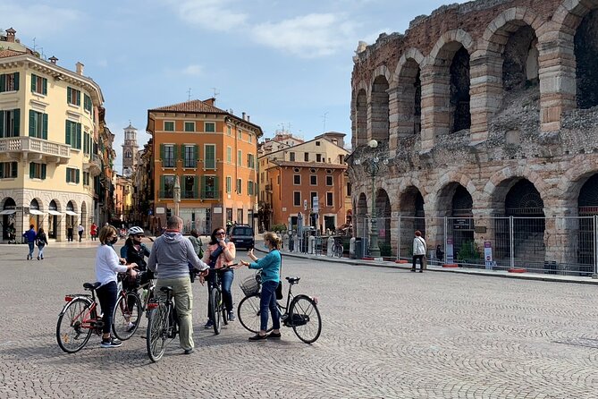 Highlights and hidden gems Verona Bike Tour - Juliet’s courtyard and the limits of the stop
