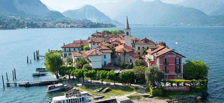 Isola dei Pescatori and Isola Bella Hop-on Hop-off Boat - Boats, queues, and the human side of the trip