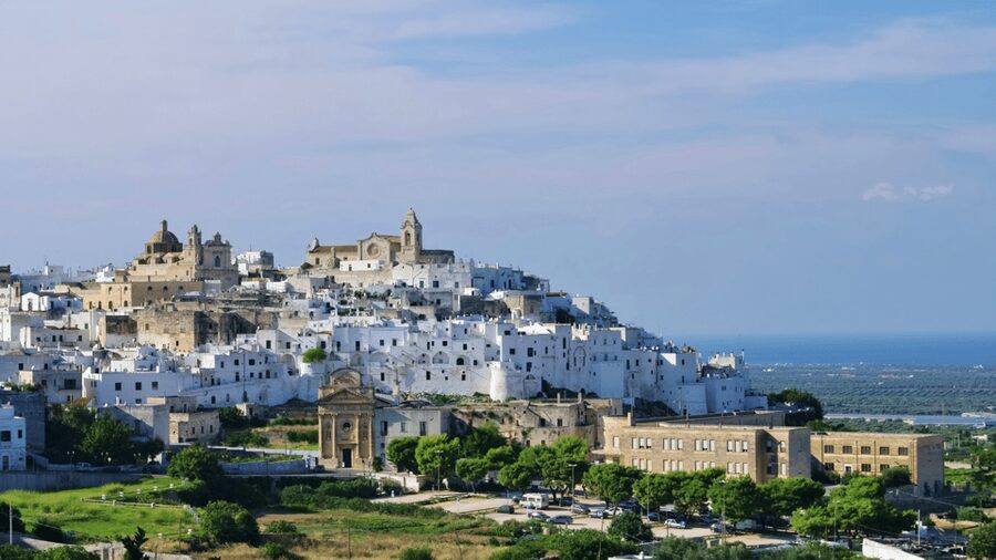 Itria Valley: Polignano, Ostuni, and Locorotondo, from Bari - The self-guided material: useful, but not a live guide
