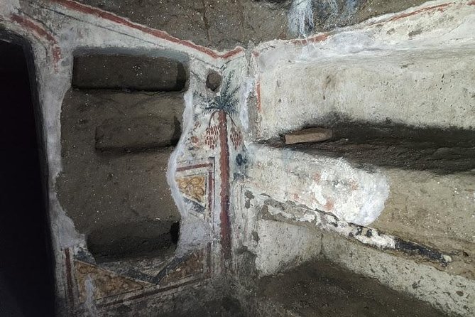 Jewish Ghetto and Synagogues with Jewish Roman Guide 3 Hours - The guides are the heart of the experience