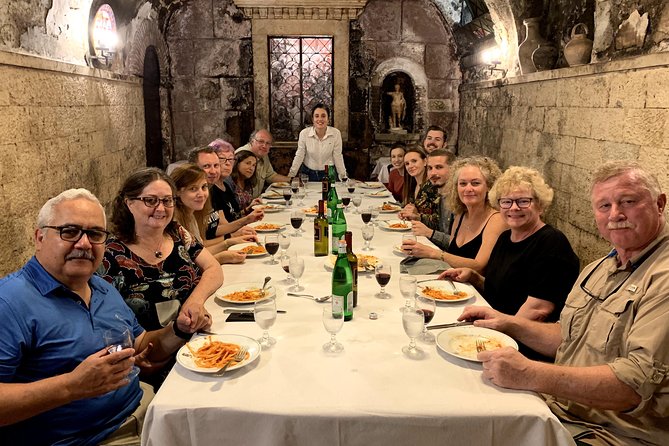 Jewish Ghetto & Piazza Navona: Food, Wine & Sightseeing Rome Tour - Five things to know before you book