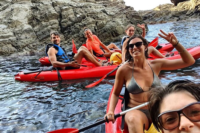 Kayak experience with Carnassa Tour in Cinque Terre + Snorkeling - What to pack and how to plan the day