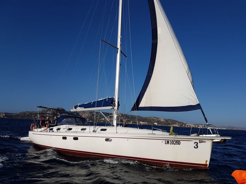 La Maddalena: Full-Day Sailing Trip - Sailing through the Maddalena archipelago