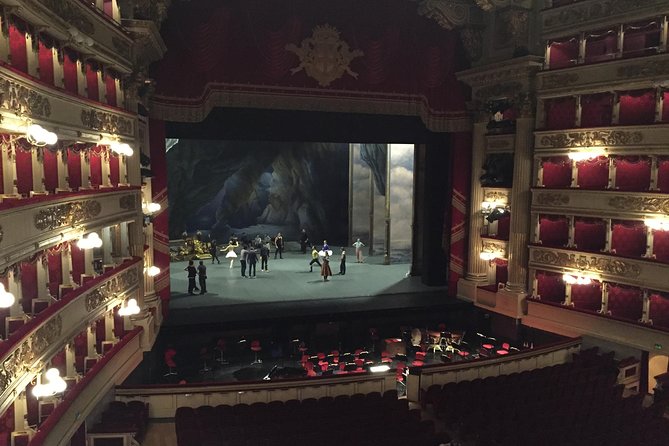 La Scala Theatre and Museum guided experience - The timing question: morning, afternoon, and rehearsals